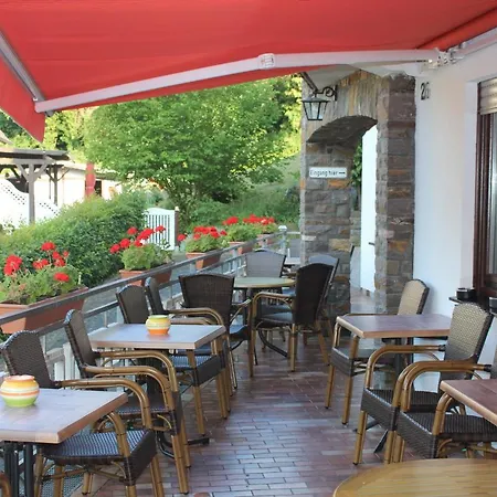 Dariusz Klimczak بروتيج-فانكيل